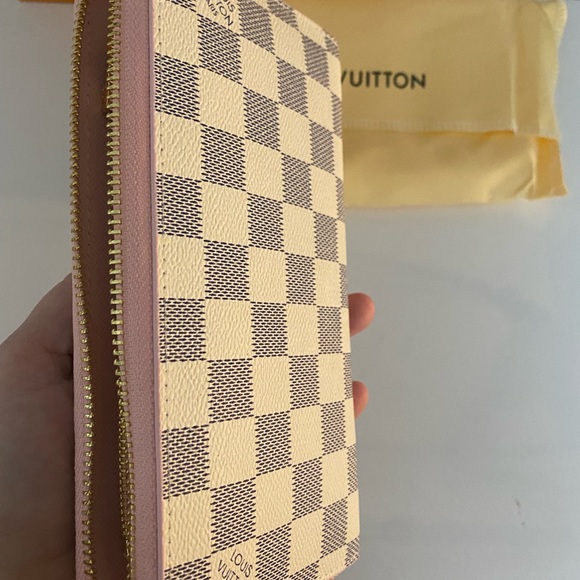 NEW Designer Wallet Monogram Checkered - Picture 5 of 8